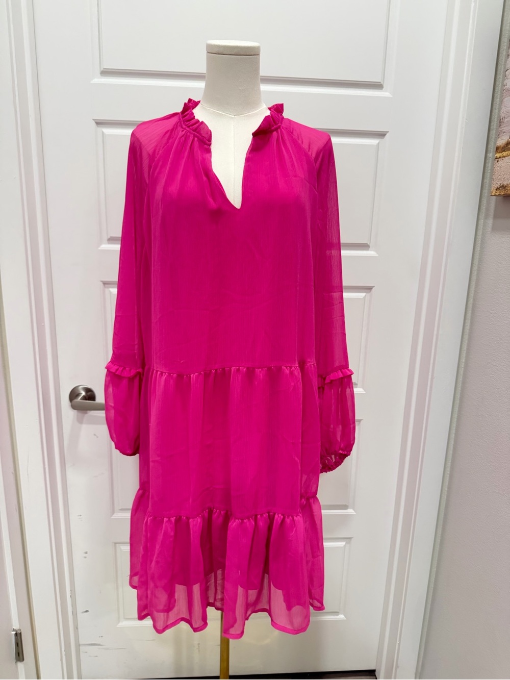 Vince Camuto Women's Hot Pink Tiered Long Sleeve Dress - Picture 2 of 6